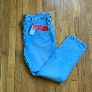 Levi’s Light Washed Jeans